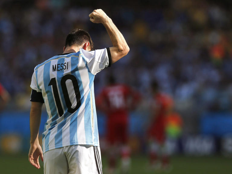 梅西拒绝巴黎续约报价,钱、兄弟和地位三大分歧谈不拢将离开巴黎 梅西拒绝巴黎续约报价,钱、兄弟和地位三大分歧谈不拢将离开巴黎